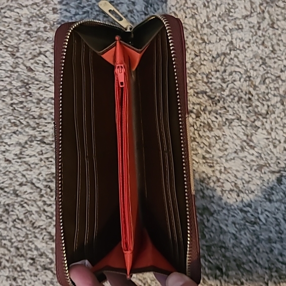 Burberry Burgundy and Beige Wallet - Picture 4 of 8